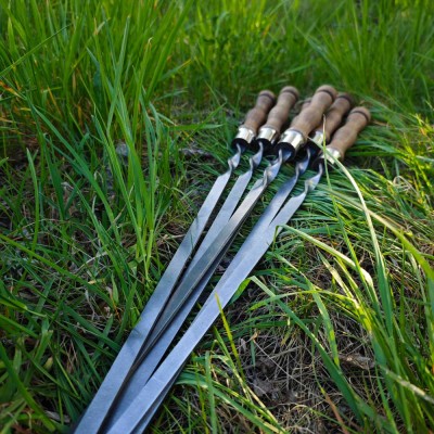 Набор шампуров с деревянными ручками Набор шампуров с деревянными ручками