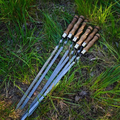 Набор шампуров с деревянными ручками Набор шампуров с деревянными ручками