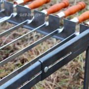 Туристическая автоматическая шашлычница на ножках на 8 шампуров