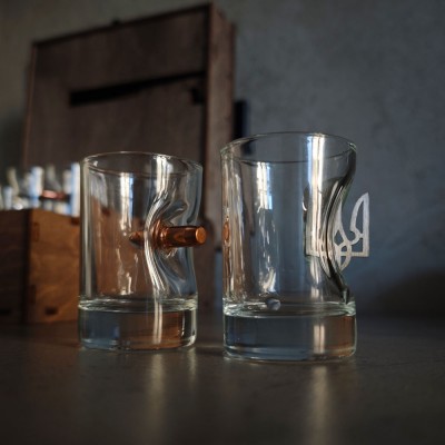 Алкогольный наливатор на 6 рюмок с вставками Алкогольный наливатор на 6 рюмок с вставками