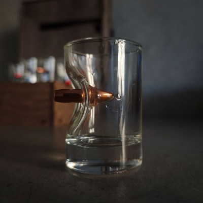 Алкогольный наливатор на 6 рюмок с вставками Алкогольный наливатор на 6 рюмок с вставками